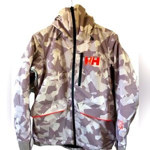 Helly Hansen Camo Ski Jacket - White and Pink